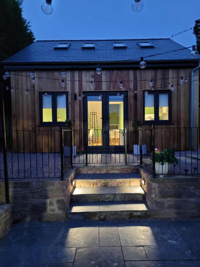 Forest Cedar Lodge, Forest Of Dean Cinderford Eksteriør bilde